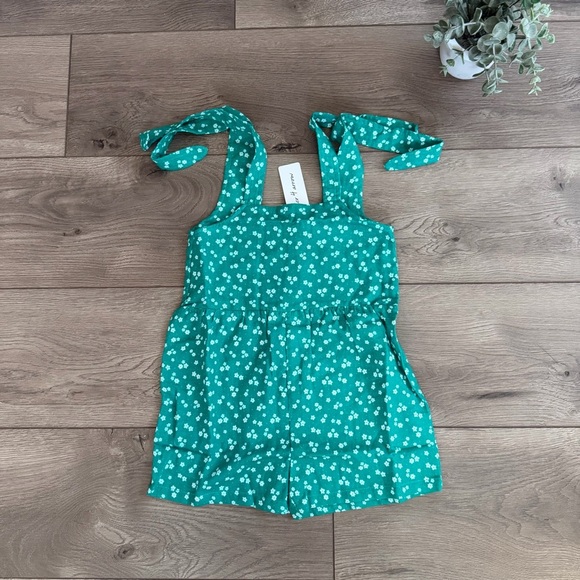 Feather 4 Arrow Other - NWT Feather 4 Arrow Girls Green Floral Romper with Tie Straps Size 5